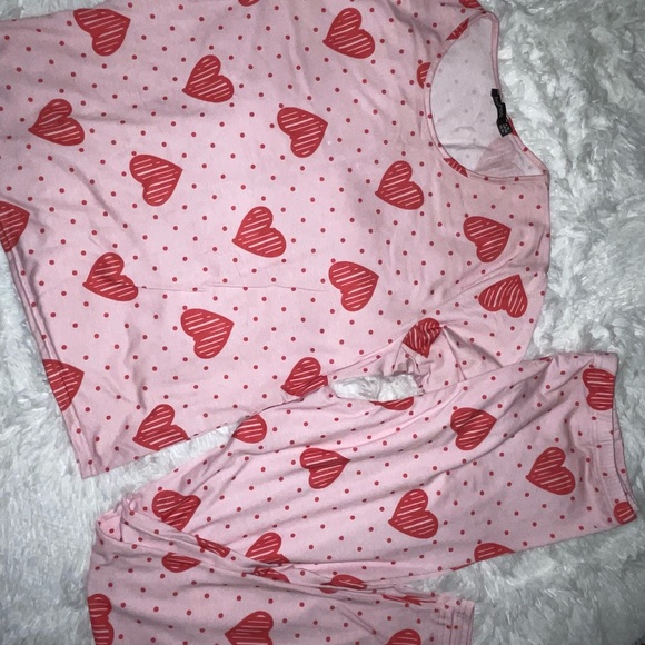 Pajama set - Picture 2 of 3